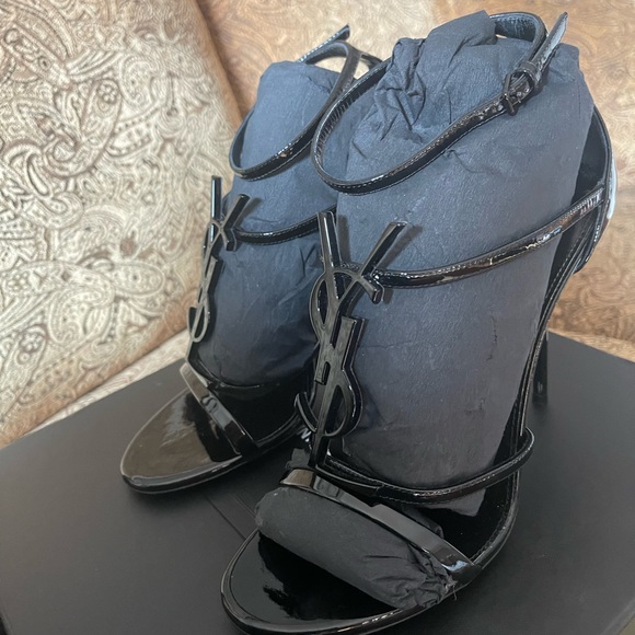 SOLD YSL Heels - Picture 2 of 3